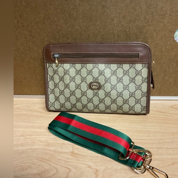 AUTHENTIC GUCCI Crossbody bag purse handbag | Mercari ✅AUTHENTIC GUCCI GG MONOGRAM CLUTCH CROSSBODY